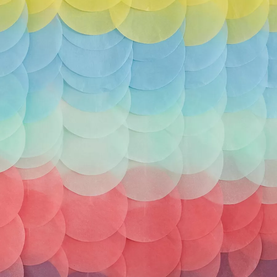 Backdrop από χάρτινους κύκλους Rainbow
