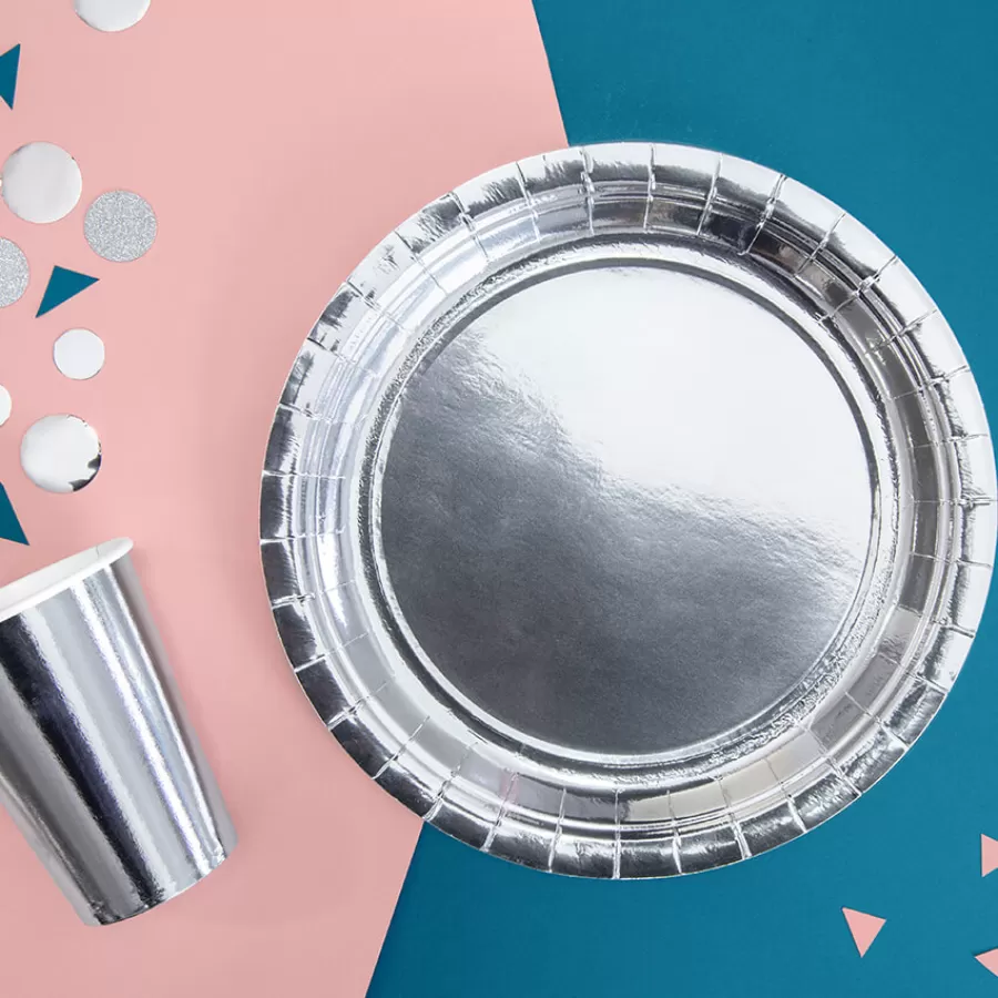 Χάρτινα πιάτα στρογγυλά ασημί - 6τμχ. Χάρτινα πιάτα στρογγυλά ασημί - 6τμχ.