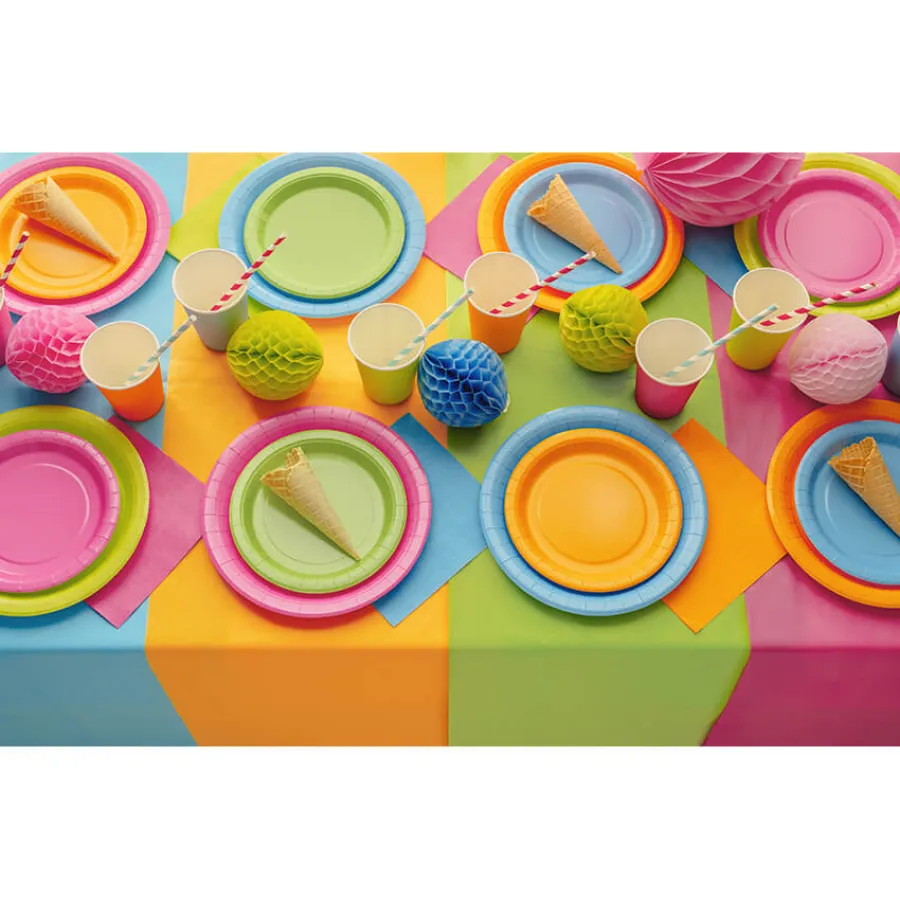 Τραπεζομάντηλο πλαστικό φούξια 137x183εκ. Τραπεζομάντηλο πλαστικό φούξια 137x183εκ.